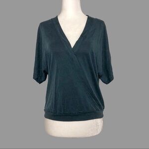 🧡 XS 🧡 NWT Anthro Top Surplice Flutter Sleeves